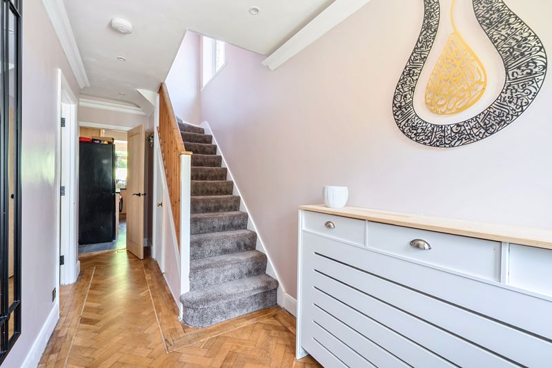 Entrance Hallway- click for photo gallery